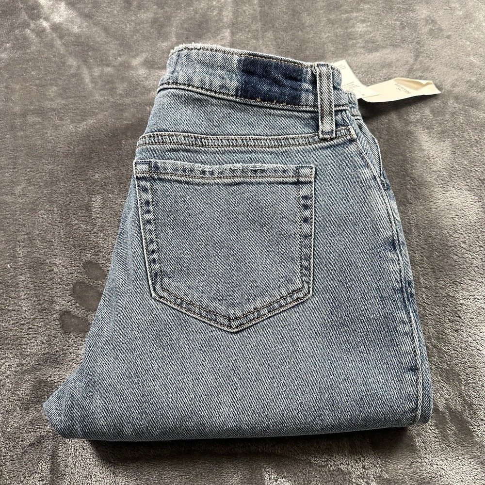 Hollister Low Rise Relaxed Straight Jeans Womens 2L W26 Distressed NEW
